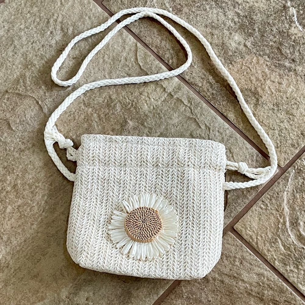 Straw Drawstring Crossbody Bag - Picture 6 of 11